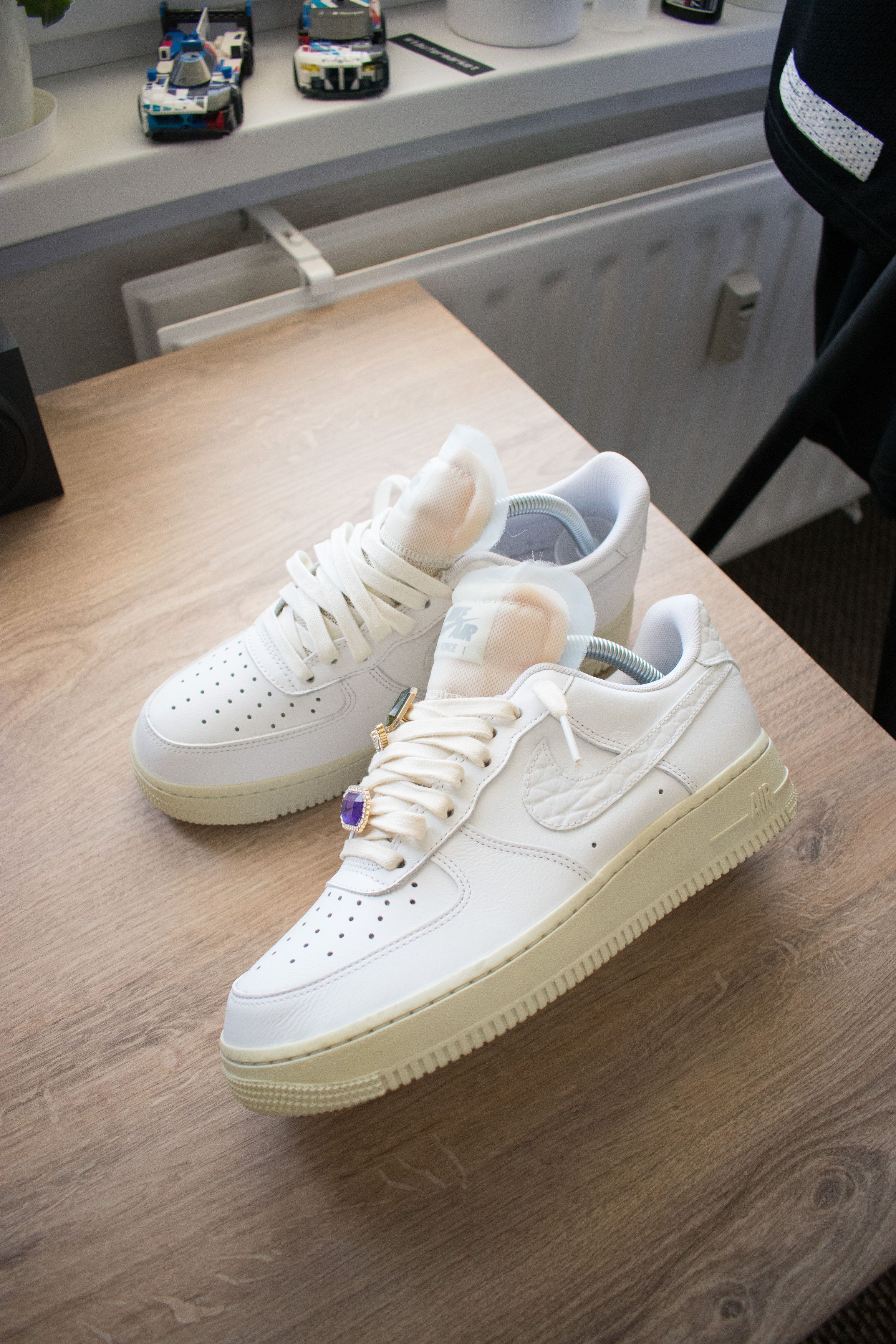 Nike Air Force 1 Bling Size US 8 / EU 41 - 8 Thumbnail
