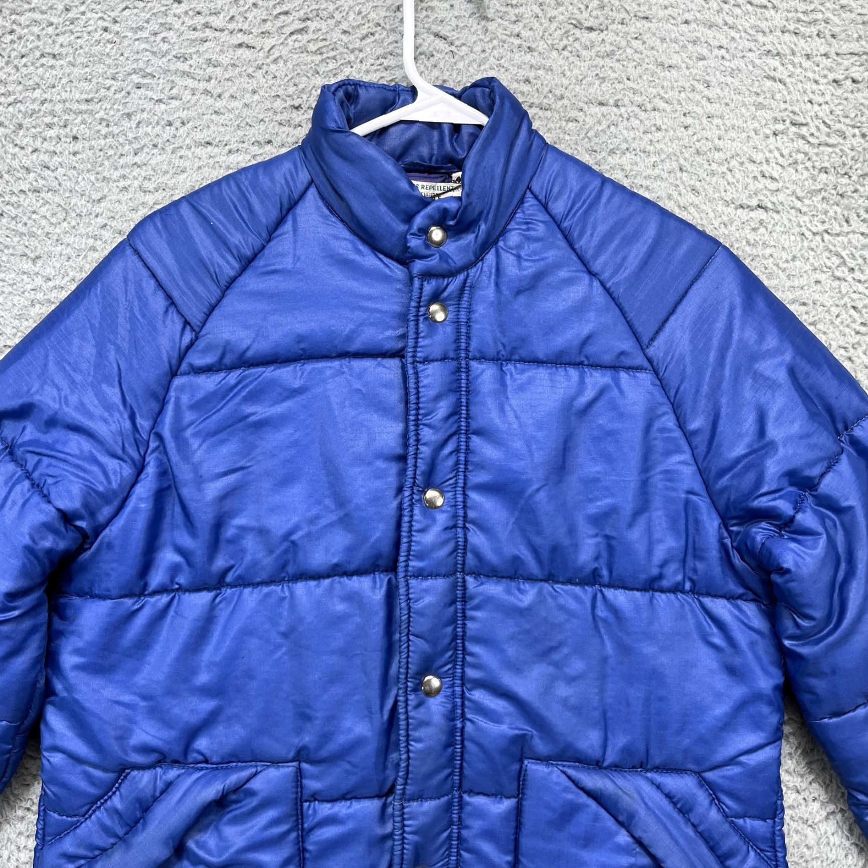 Vintage VINTAGE Kmart Puffer Jacket Mens Large Blue Water Repellent Quilted Nylon 90s Size US L / EU 52-54 / 3 - 6 Thumbnail