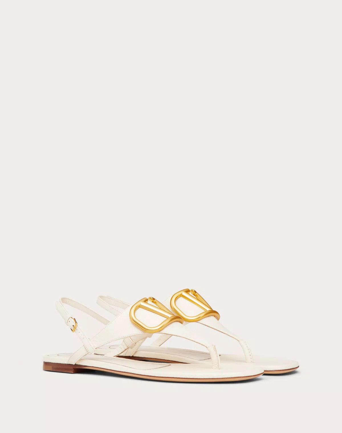 Valentino o1s1wg110625 Vlogo Signature Flat Thong Sandal in White Size US 8.5 / IT 38.5 - 2 Thumbnail