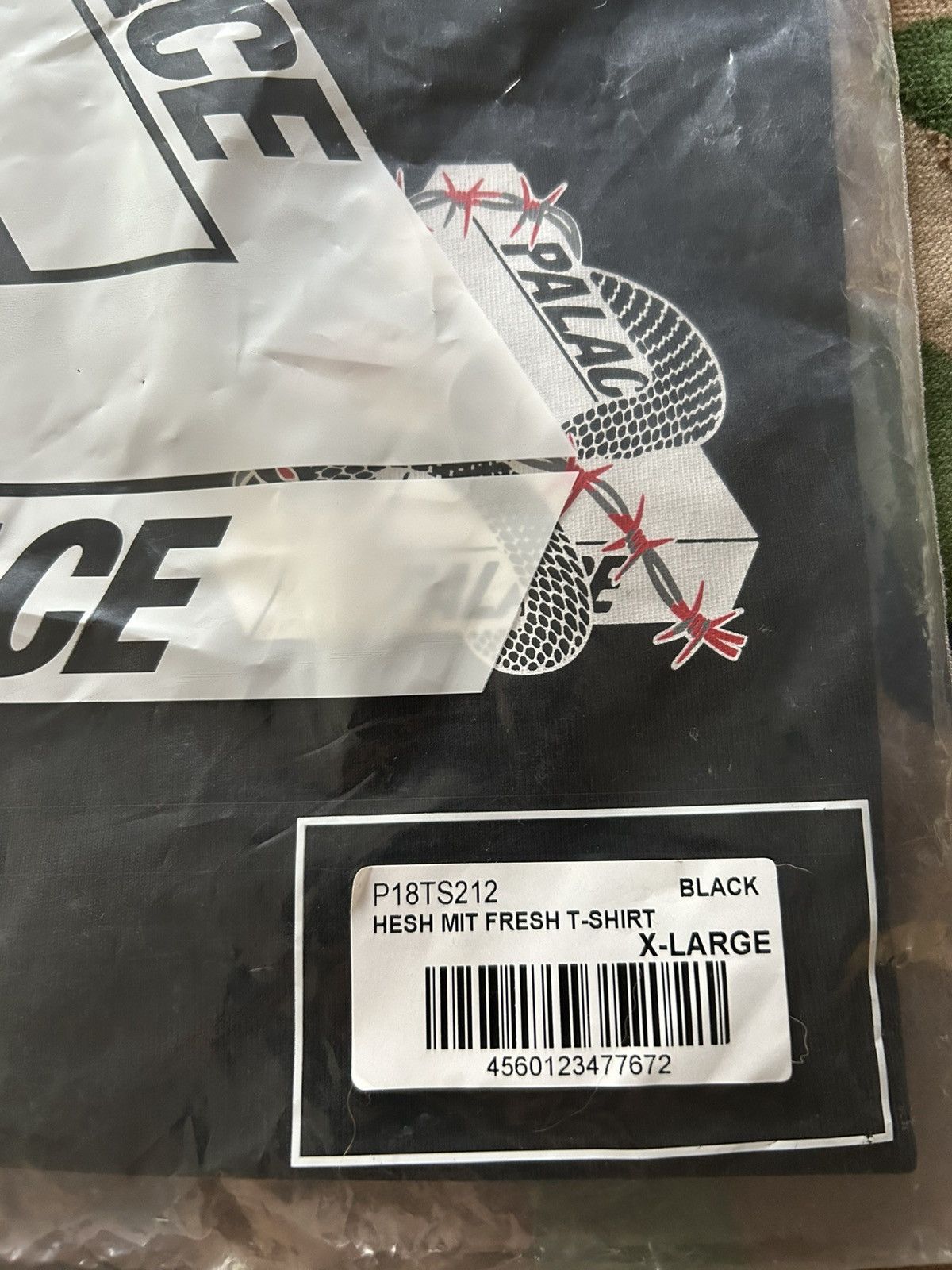 Palace Palace Hesh Mit Fresh T-Shirt Black XL SS20 Size US XL / EU 56 / 4 - 4 Thumbnail