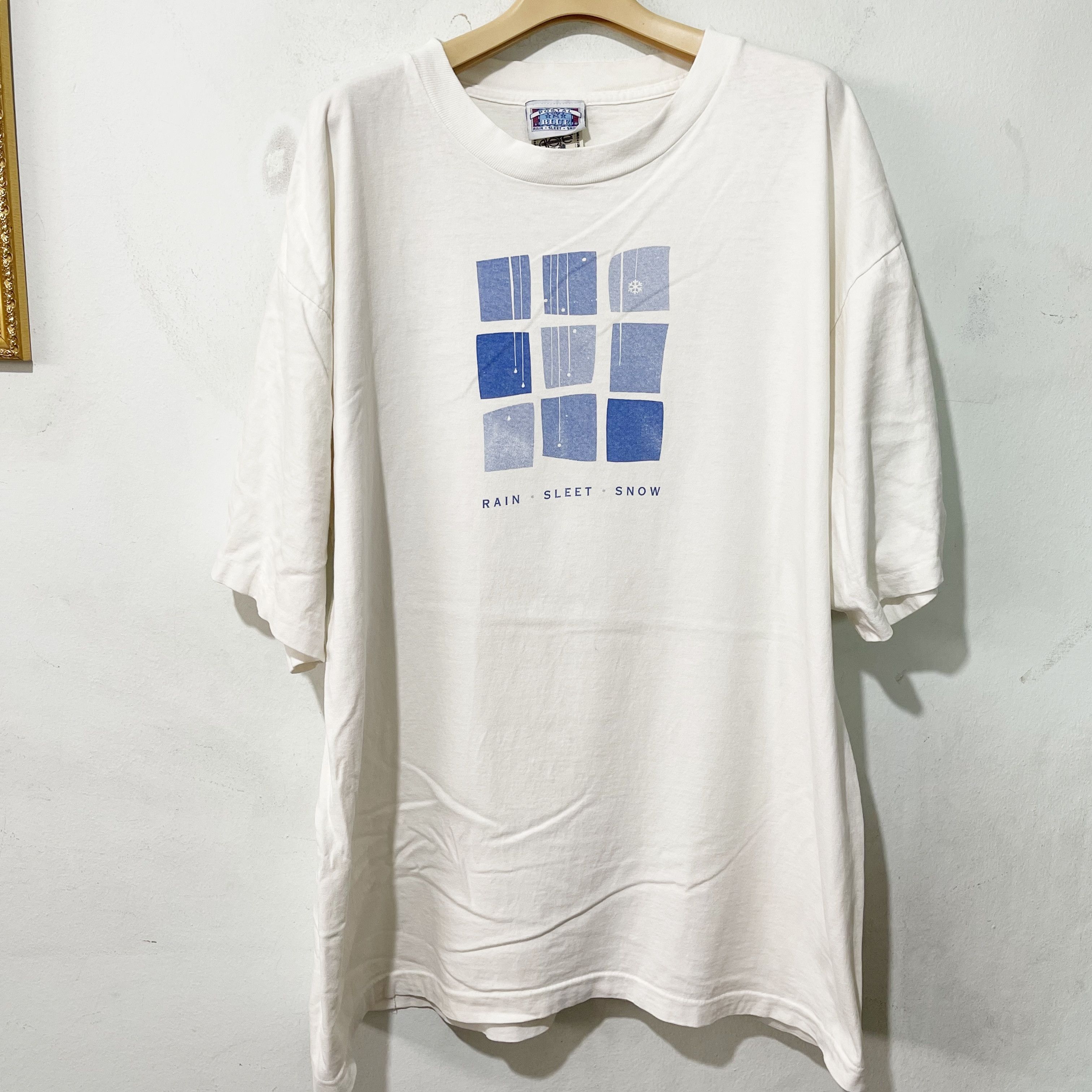 Vintage Vintage 90s Rain Sleet Snow T-Shirt Size US XL / EU 56 / 4 - 1 Thumbnail