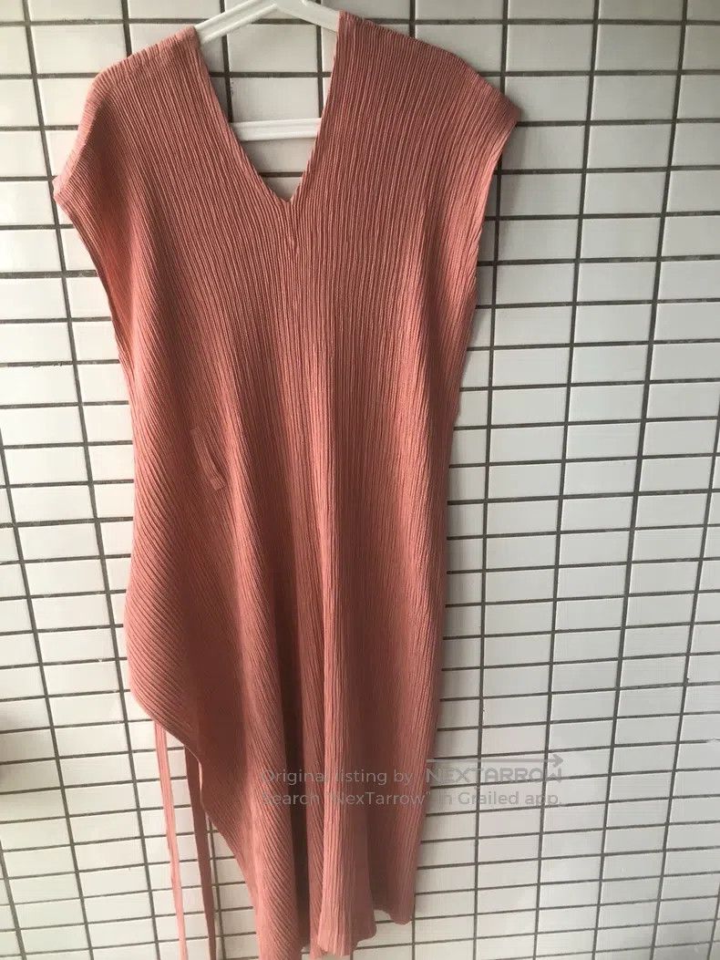 Issey Miyake Issey Miyake Tie-Waist Pin-Tuck Dress Size M / US 6-8 / IT 42-44 - 4 Thumbnail