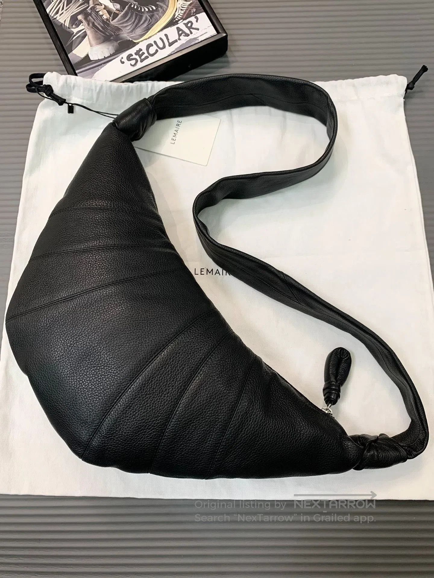 Lemaire Lemaire 2024 Medium Black Croissant Bag. Size ONE SIZE - 3 Thumbnail