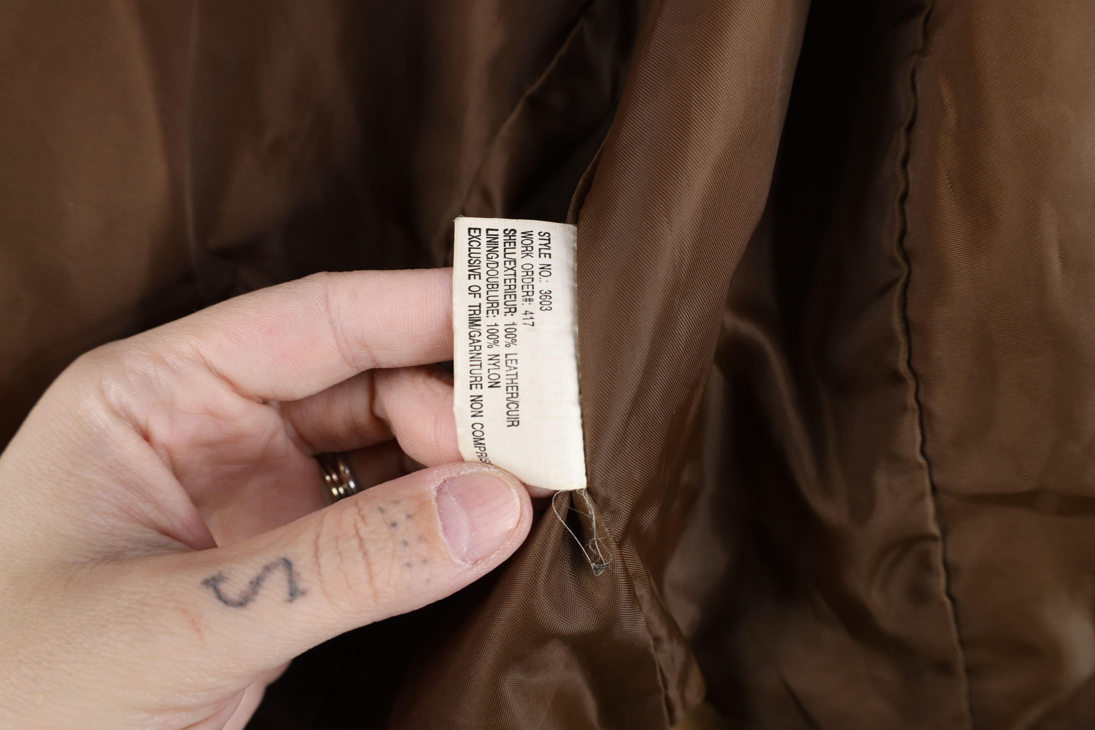 Vintage Vintage 90s Streetwear Suede Leather Button Vest Jacket Size XL / US 12-14 / IT 48-50 - 12 Thumbnail