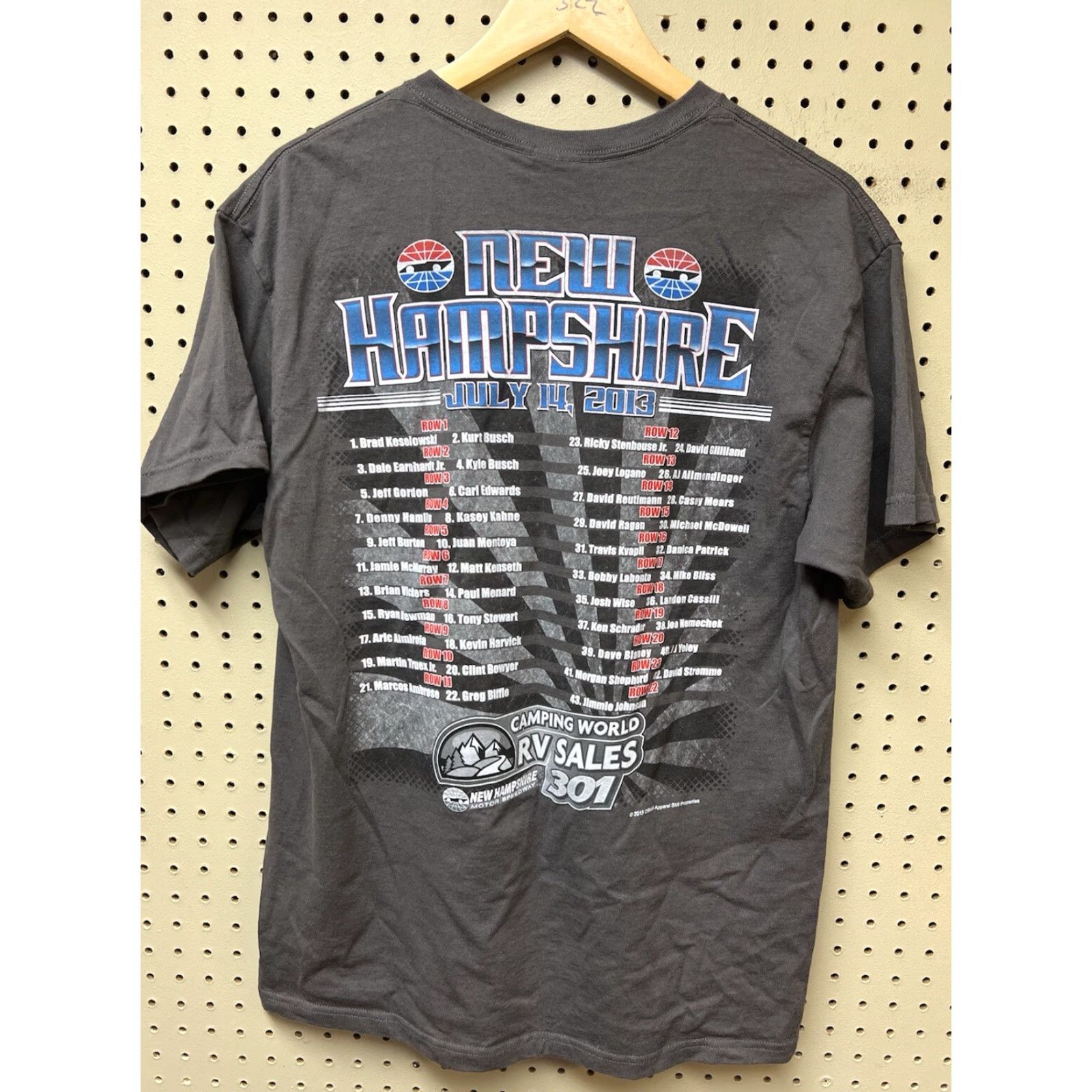 Chase Authentics Nascar Chase Authentics T-Shirt Gray Size L Men 2-Sided New Hampshire NH Motor Speedway 2010-2019 Vintage No Size US L / EU 52-54 / 3 - 2 Thumbnail