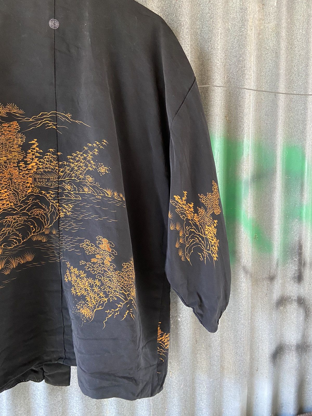 Komono Vintage Japanese Haori Silk Kimono Family Crest Black Size US M / EU 48-50 / 2 - 3 Thumbnail