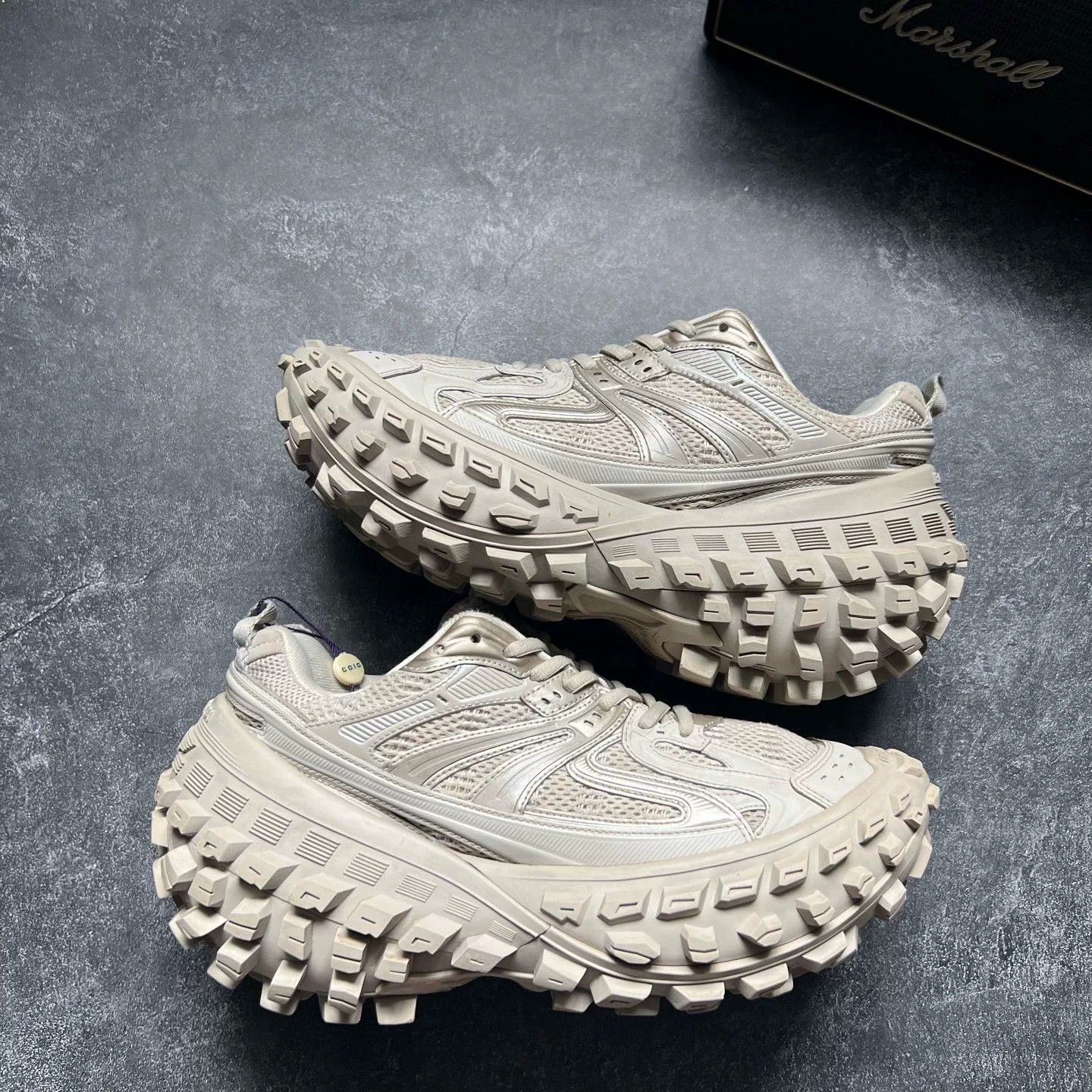 Balenciaga Balenciaga Gray Lowtop Sneakers 41 Men Size US 8.5 / EU 41-42 - 1 Thumbnail