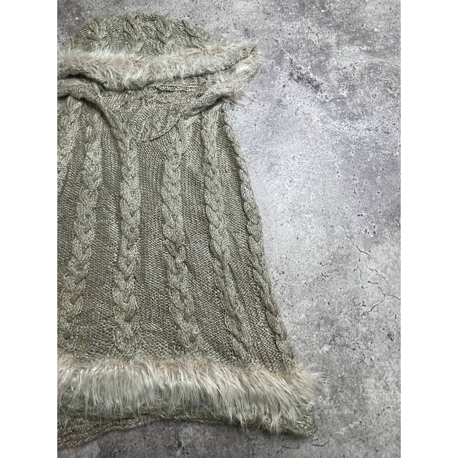 Japanese Brand Vintage Cable Knit Hooded Poncho with Faux Fur Trim Beige Size M / US 6-8 / IT 42-44 - 5 Thumbnail