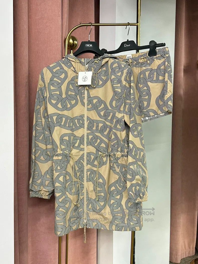 Hermes Hermes Pig Nose Windbreaker Jacket with Shorts Set Size XXS / US 00 / IT 34 - 1 Thumbnail