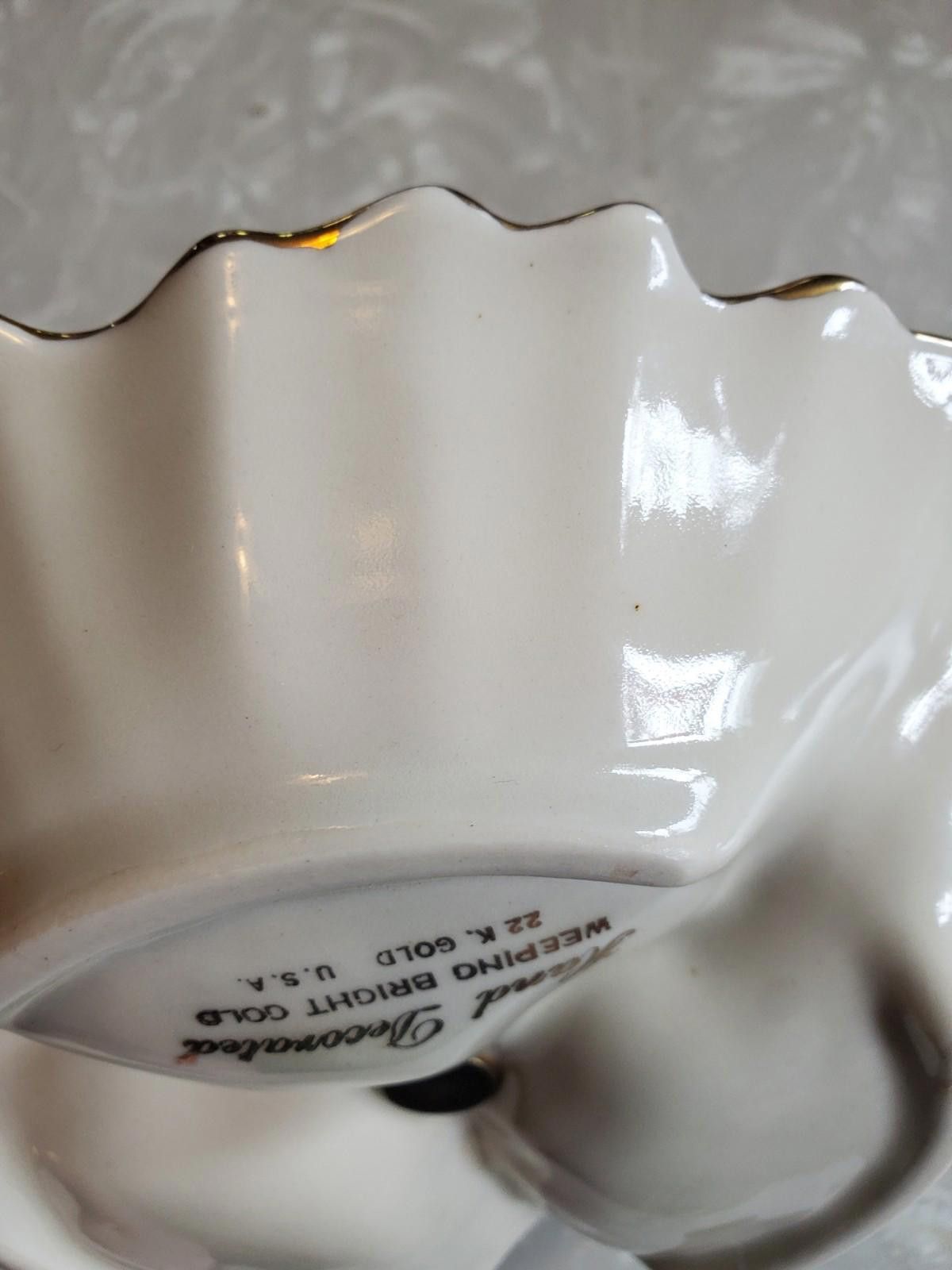 The Unbranded Brand Vintage Weeping Bright 22K Gold Divided Handled Dish MCM Size ONE SIZE - 8 Thumbnail