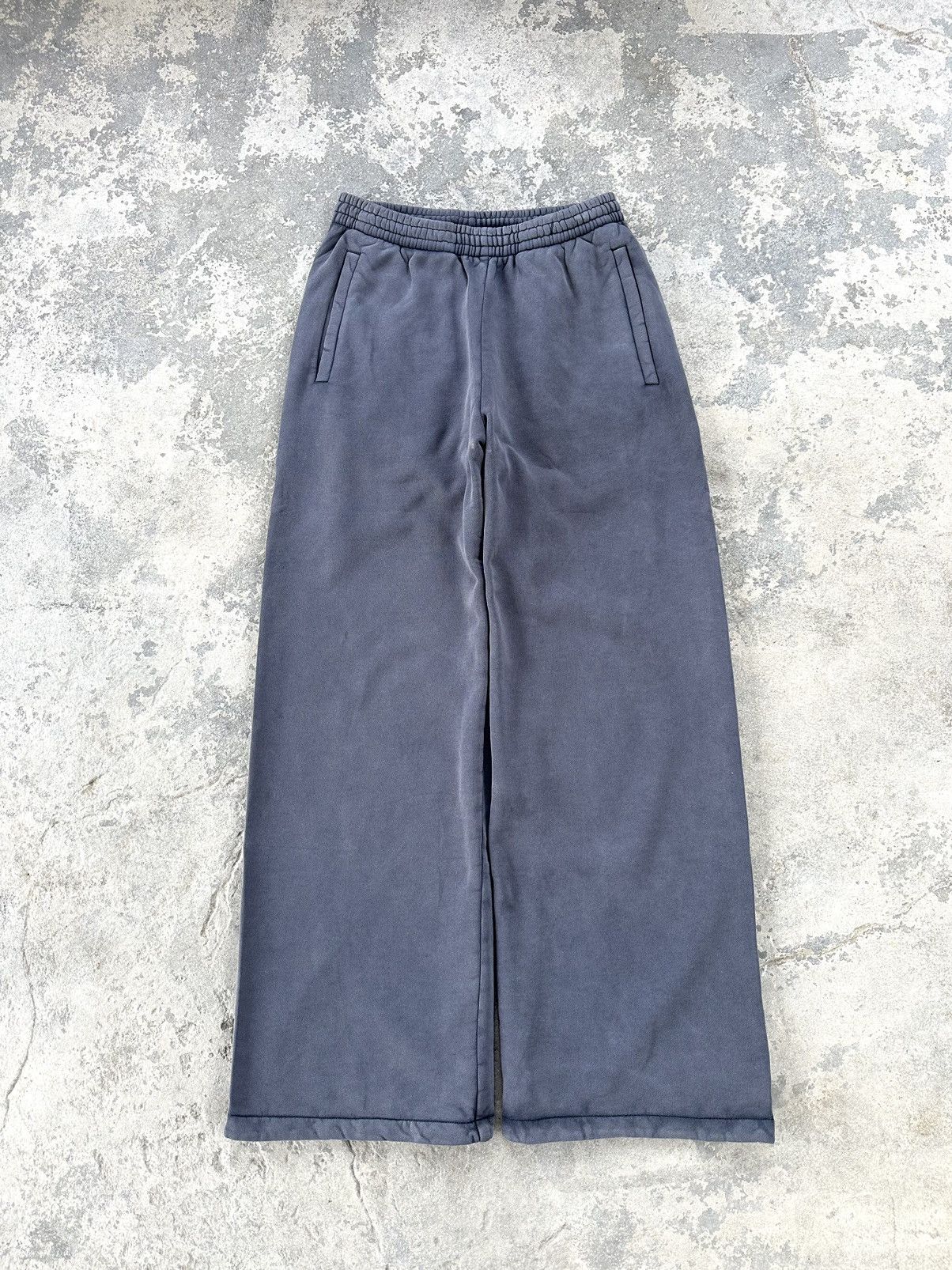 image of Balenciaga x Gap Yeezy Gap Wide Leg Double Layer Sweatpants in Vintage Black, Men's (Size 36)