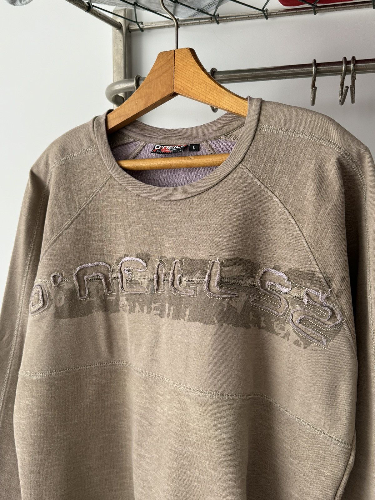 O'Neill × Vintage Vintage Y2K O’Neill Surfboarding Skate Sweatshirt Size US L / EU 52-54 / 3 - 3 Thumbnail
