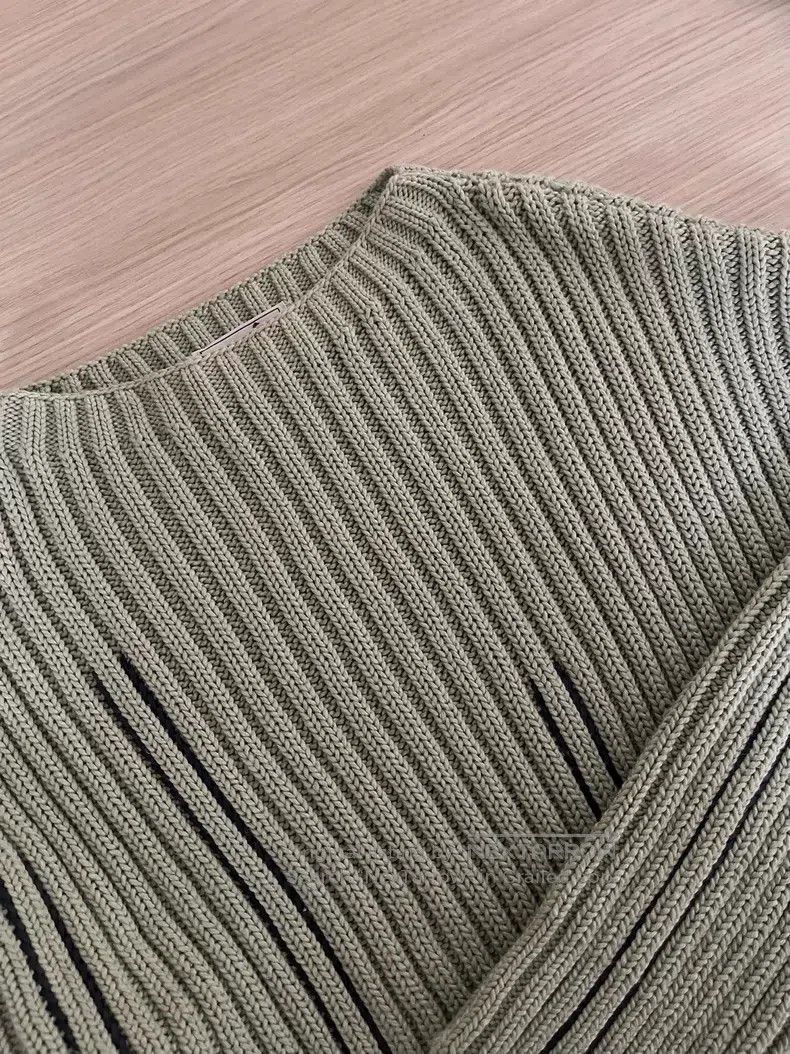 Hermes Hermes Matcha green knit sweater, can be worn as a dress Size XL / US 12-14 / IT 48-50 - 4 Thumbnail