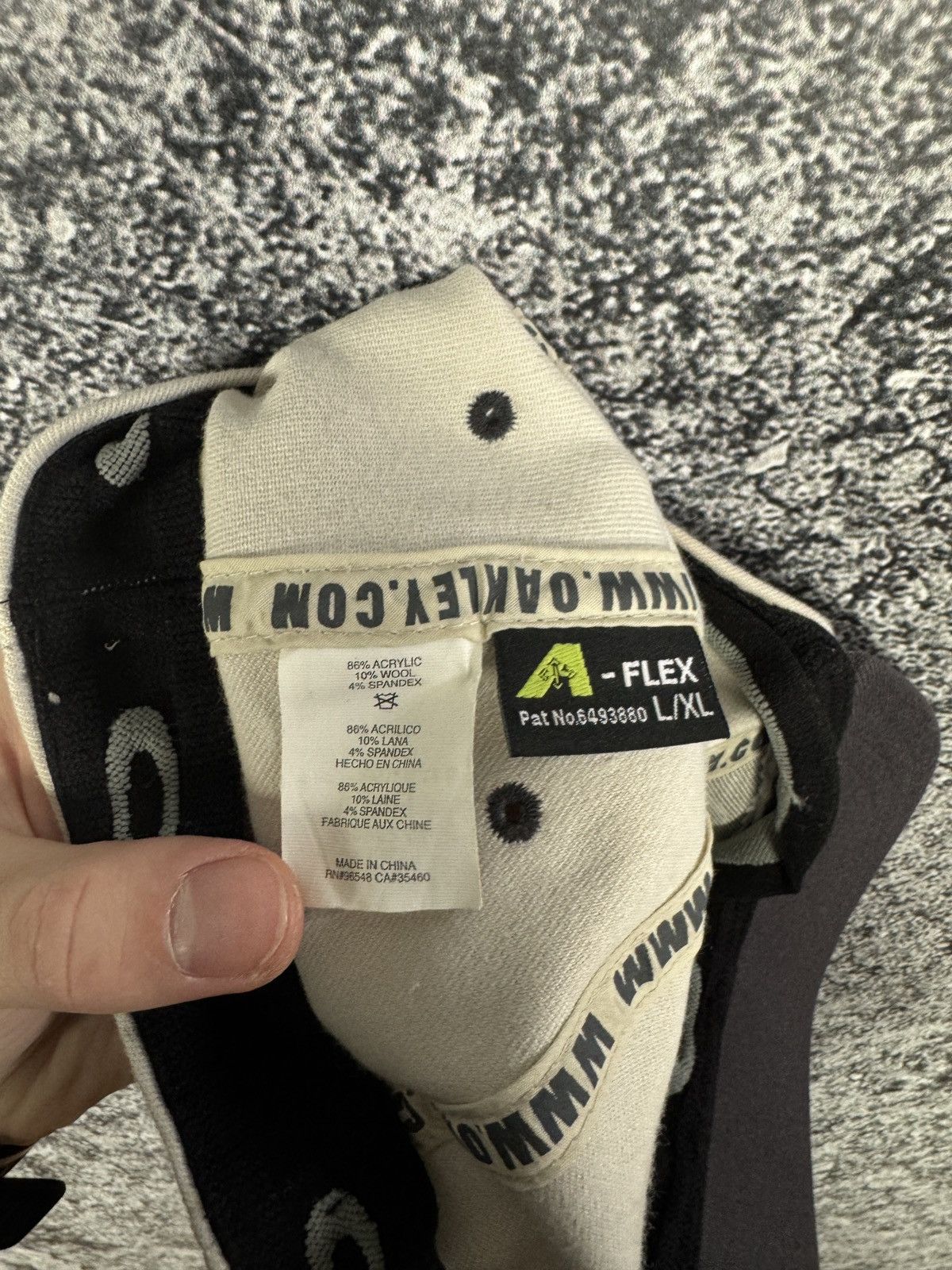 Oakley Men’s Oakley Flex Baseball Cap Vintage Y2K Hat Size L/XL Size 38 - 9 Thumbnail