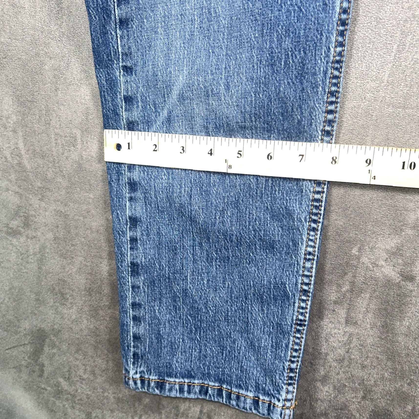 Levi's Levi's 505 Jeans Mens 32x30 Straight 5-Pocket Denim Cotton Blue Regular Waist 32 Inseam 30 Medium Wash Size US 32 / EU 48 - 6 Thumbnail