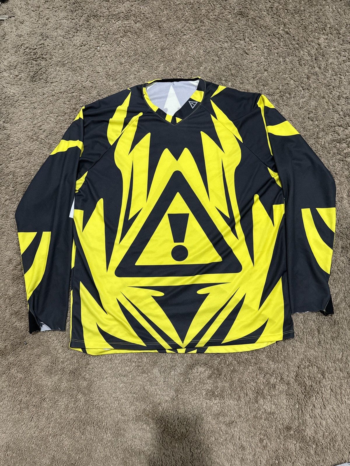 Other Long sleeve Size US XL / EU 56 / 4 - 1 Thumbnail