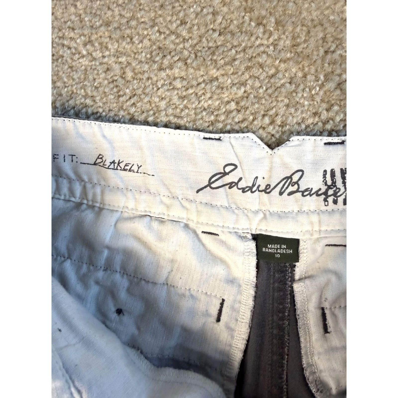 Eddie Bauer Eddie Bauer Womens Blakely Fit Capri Pants Size 10 Gray Hiking Casual F389 Pants, Eddie Bauer, Gray, Size 10, Capri, Casual, Workwear, Regular, Women Size 32" / US 10 / IT 46 - 4 Thumbnail