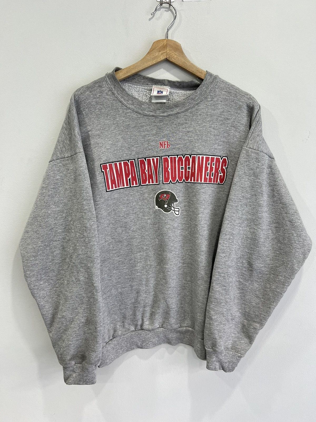 Vintage Vintage Tampa Bay Buccaneers Sweater Sweatshirt xl Size US XL / EU 56 / 4 - 1 Thumbnail