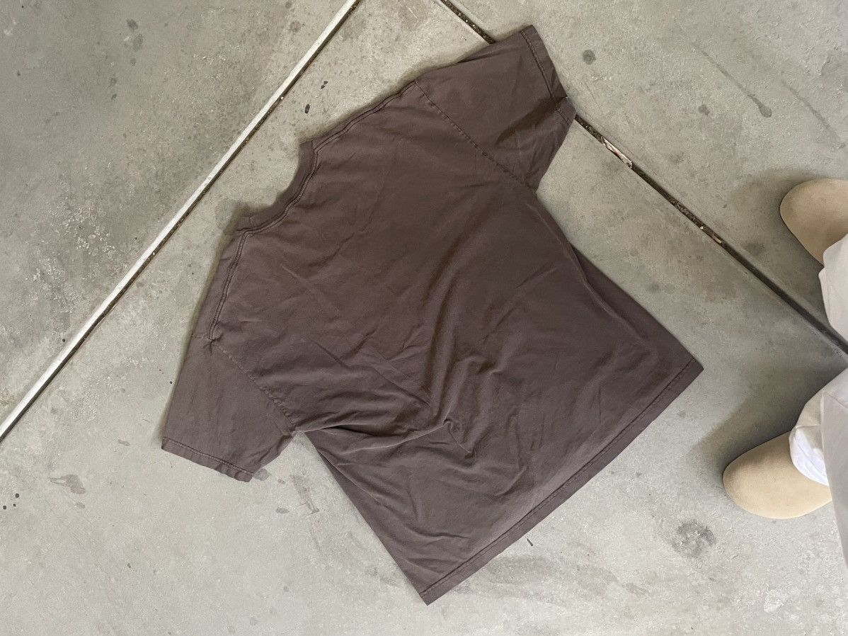 Vintage Brown, short sleeve T-shirt with design Size US XL / EU 56 / 4 - 8 Thumbnail