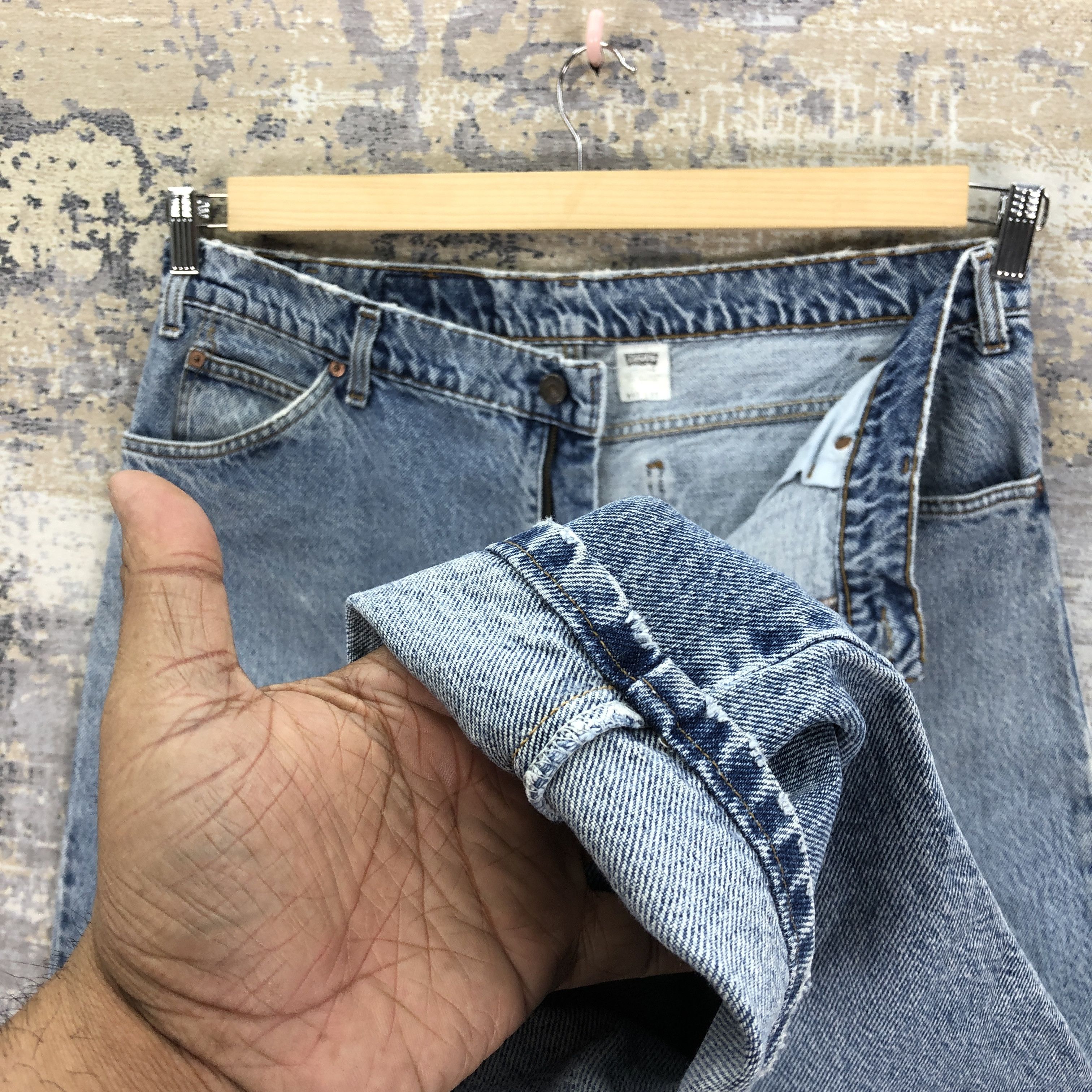 Levi's Vintage 90's Levis Faded Stone Wash Jeans Levis Ripped Denim Size US 38 / EU 54 - 8 Thumbnail
