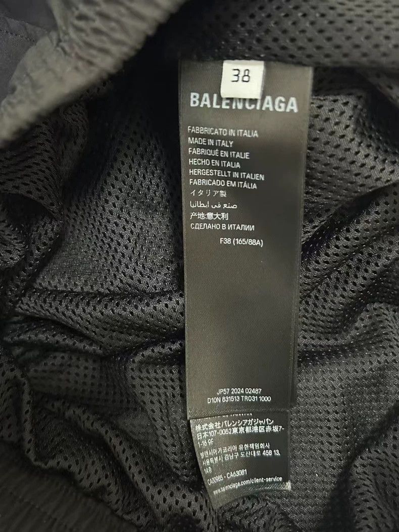Balenciaga Balenciaga size 38 High-necked short sports coat embroider Size US XS / EU 42 / 0 - 4 Thumbnail