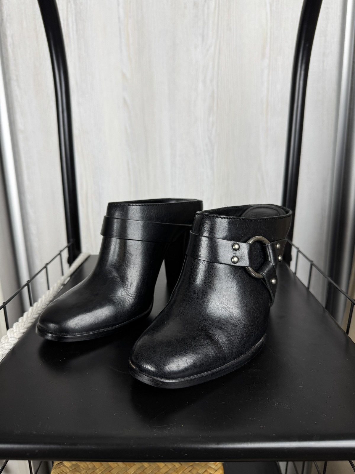 Frye Frye Laurie HarnessBlack leather Mules boots size 6 w box Size US 6 / IT 36 - 11 Thumbnail