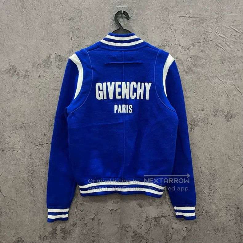 Givenchy Givenchy White and Blue Patchwork Letter Logo Wool Knit Ba Size US S / EU 44-46 / 1 - 5 Thumbnail