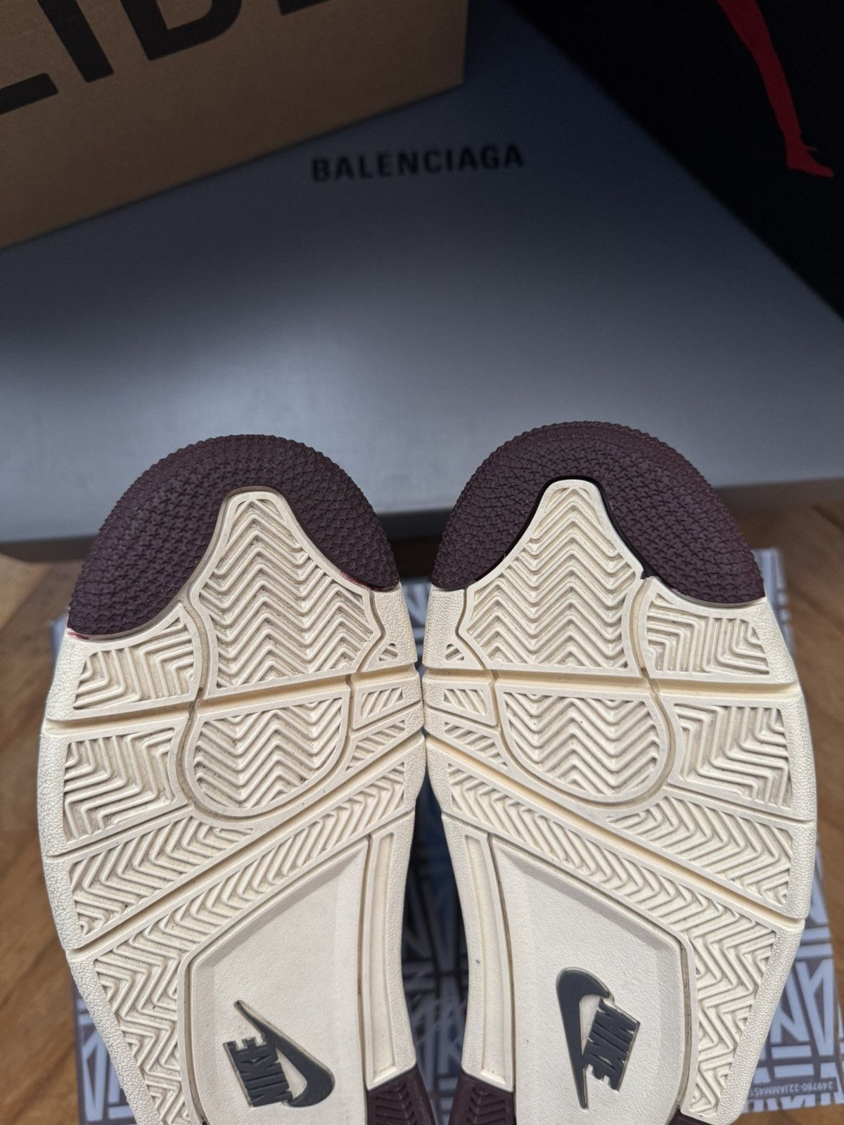 A Ma Maniere × Jordan Brand J4 x A ma Maniere Size US 8 / EU 41 - 7 Thumbnail