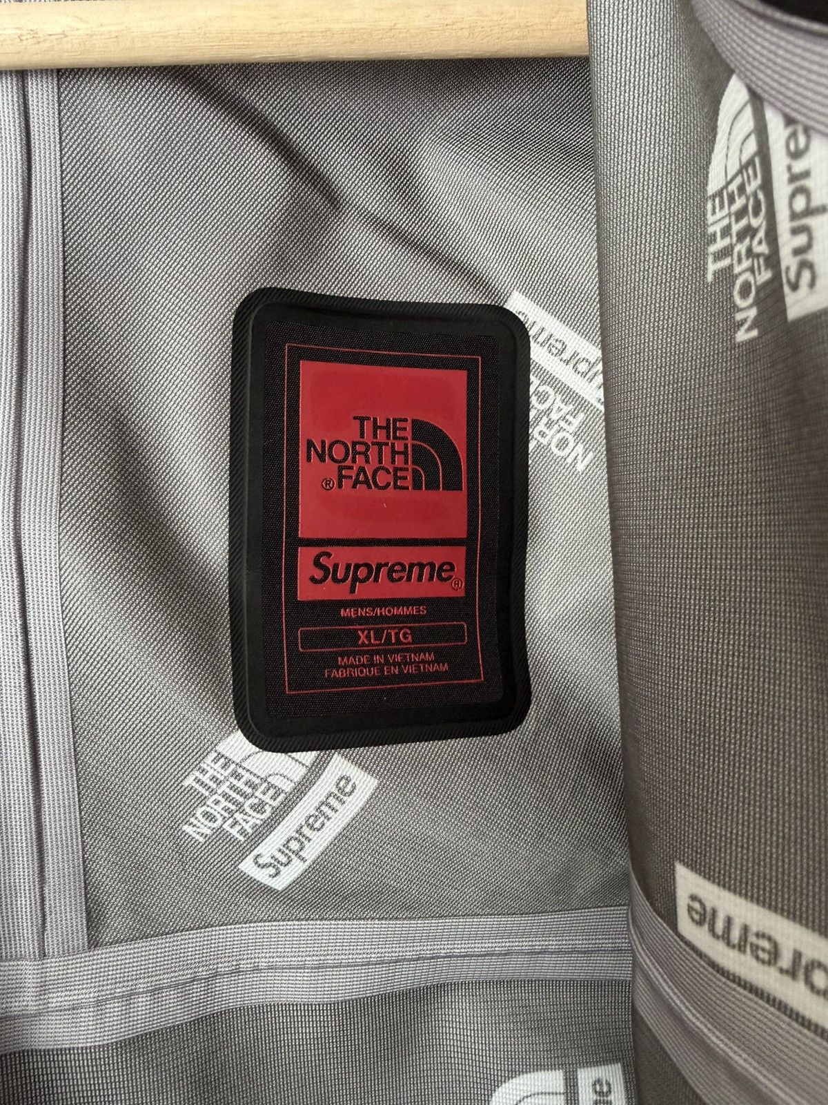 Supreme × The North Face Supreme SS24 The North Face Split Shell Jacket Tan/Purple XL Size US XL / EU 56 / 4 - 11 Thumbnail