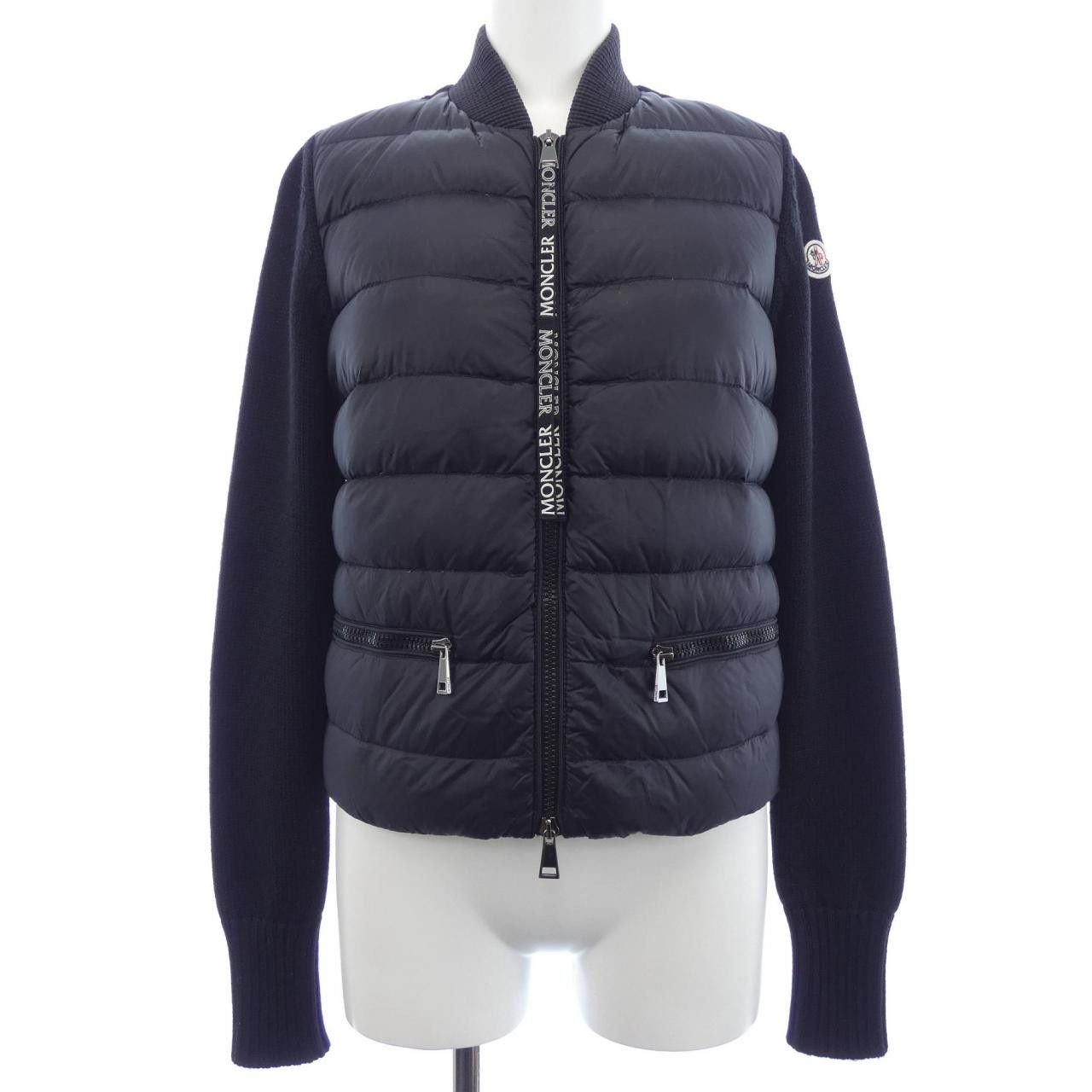 Moncler Moncler Moncler Down Jacket Textile Outerwear 20939457100 DUTY FREE for USA Size ONE SIZE - 1 Thumbnail