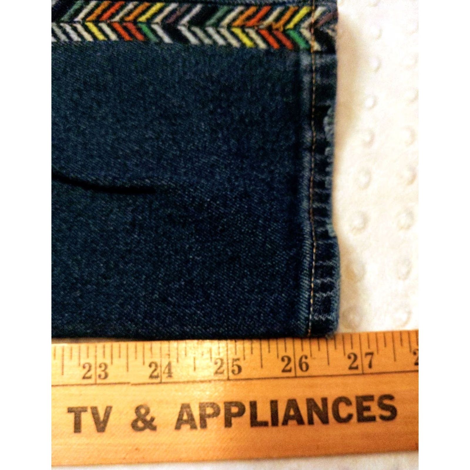 Vintage Knox Rose Women's Capris Jeans Size 8 Embroidered Dark Wash Stretch Capris Jeans Blue 5-Pocket Regular Rise Bohemian Rose Aztec Mens Womens Girls Size 30" / US 8 / IT 44 - 8 Thumbnail