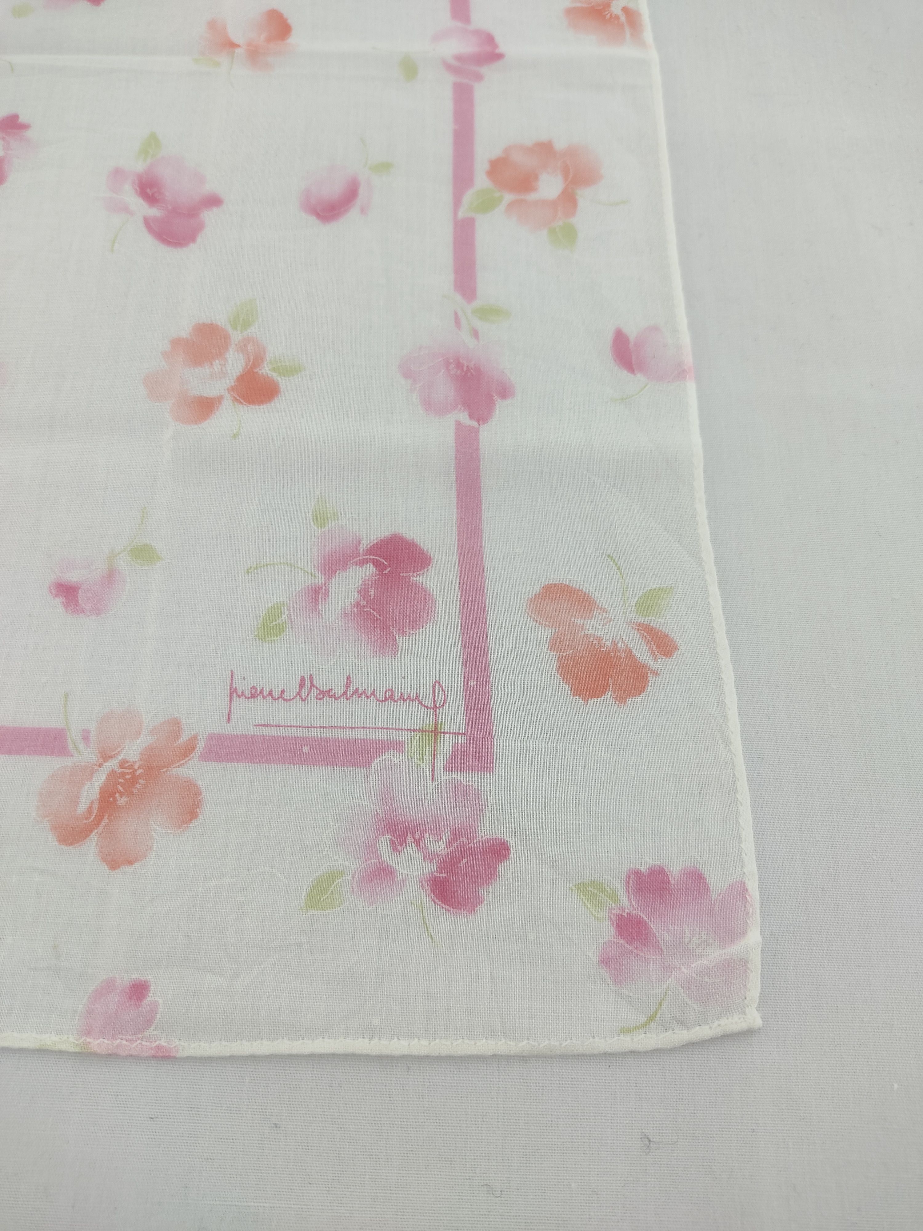 Pierre Balmain × Vintage Vintage Pierre Balmain Handkerchief / Neckwear / Bandana Size ONE SIZE - 4 Thumbnail