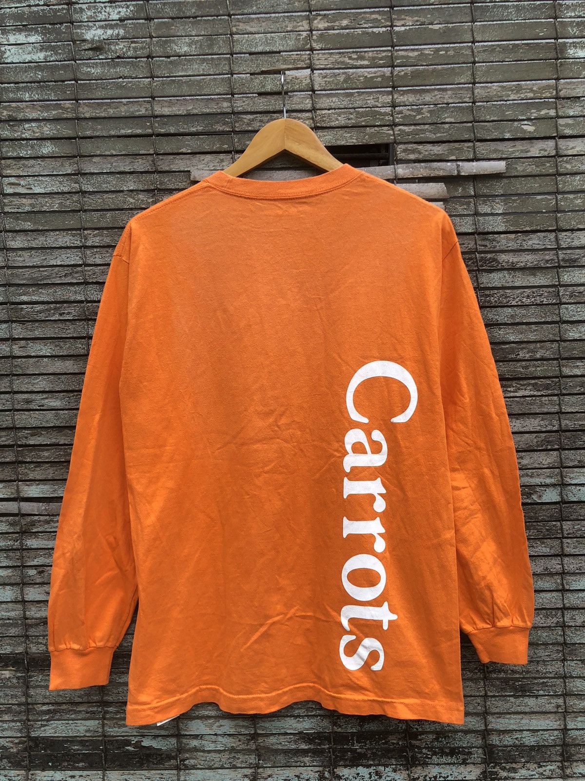 Xlarge Xlarge X Anwar Carrots Spellout Backhit L/S Tshirt Size US M / EU 48-50 / 2 - 1 Thumbnail
