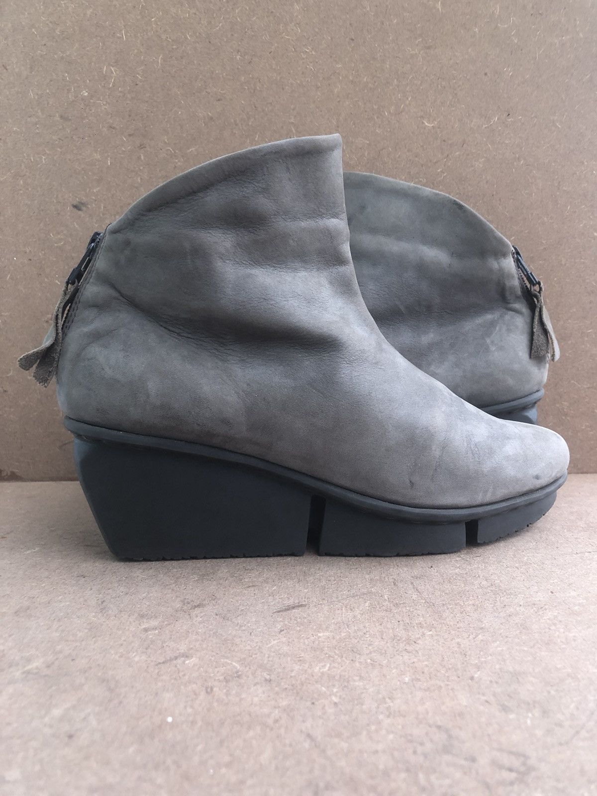 Trippen Trippen Grey Leather Women’s Boot Size 38 Size US 7 / IT 37 - 7 Thumbnail