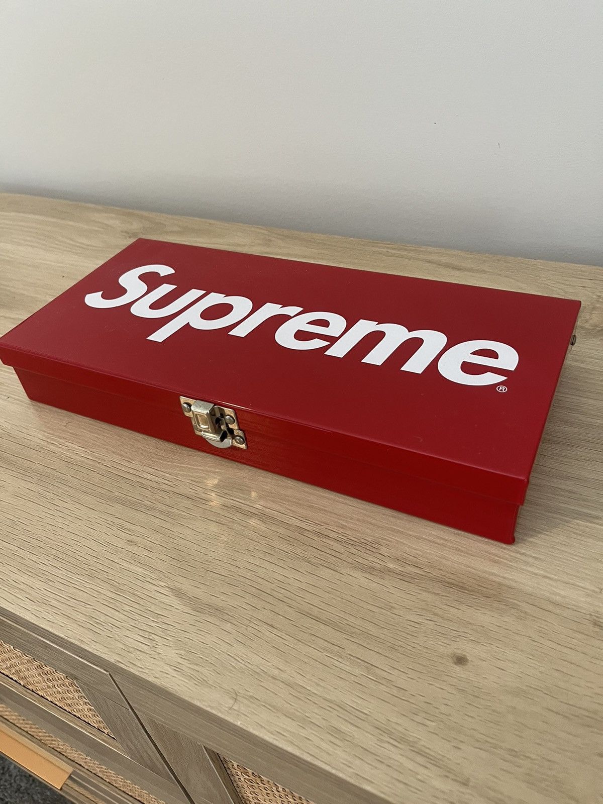 Spring/Summer 2018 Preview – Supreme