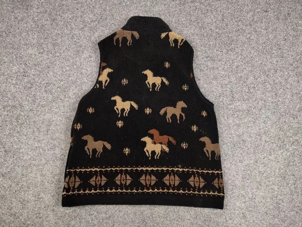 Japanese Brand Vintage 90's All dark Print Zip Fleece Vest Jacket Size US M / EU 48-50 / 2 - 3 Thumbnail