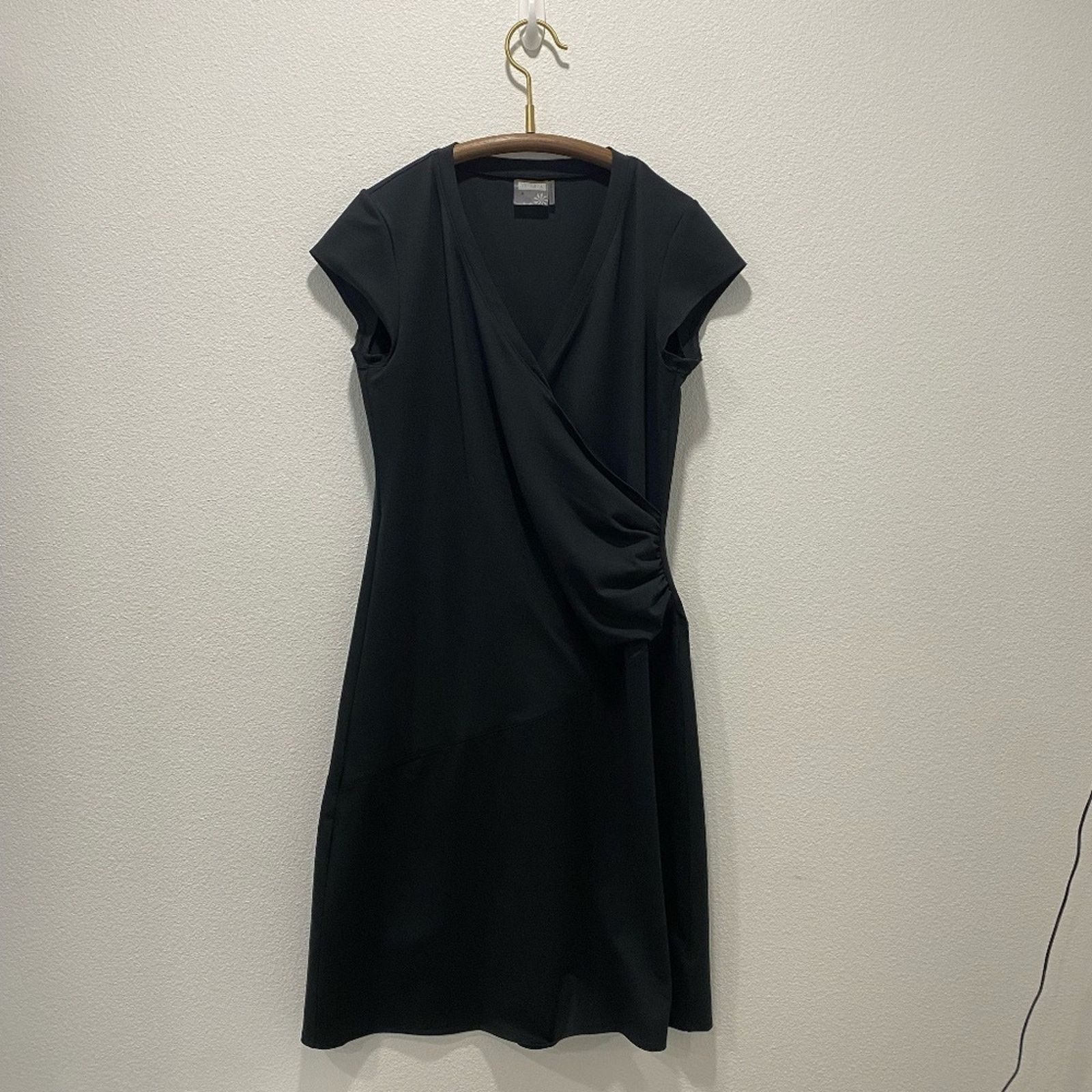 Athleta Athleta Women's Black Stretch Sleeveless Dress - Medium Size M / US 6-8 / IT 42-44 - 1 Thumbnail