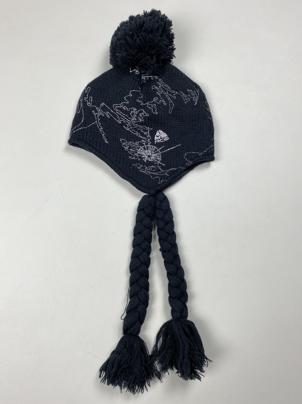 Vintage Nike ACG ladies Y2K Beani Hat Earflap Size M | Grailed