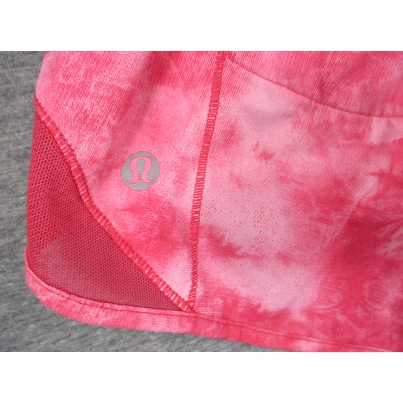Lululemon Lululemon Hotty Hot High-Rise Lined Short Pink Tye Dye 6 Running Athletic Size 28" / US 6 / IT 42 - 2 Thumbnail