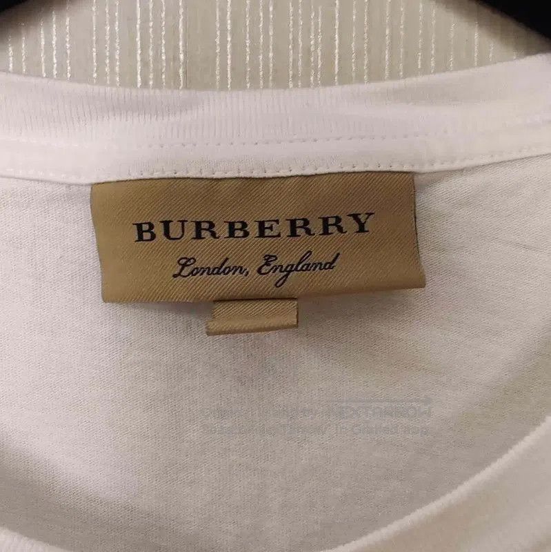 Burberry Burberry White Cotton Graphic T. Size US M / EU 48-50 / 2 - 3 Thumbnail