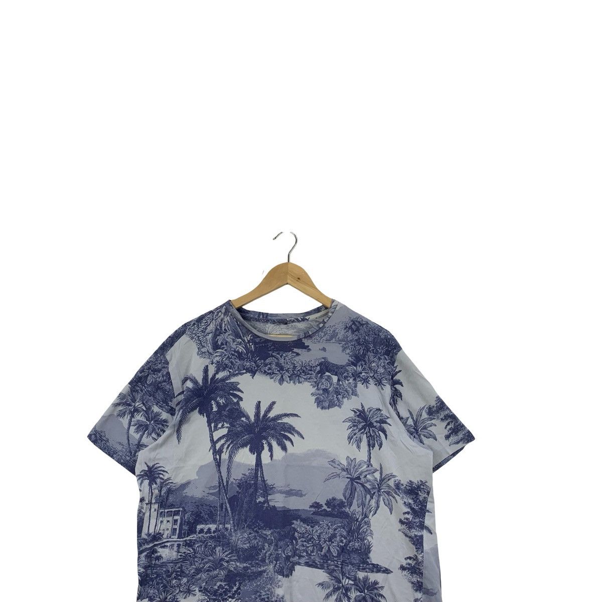 H&M H&M X TOILE DE JOUY Landscape Over Print Design Tee Shirt Size US XL / EU 56 / 4 - 2 Thumbnail