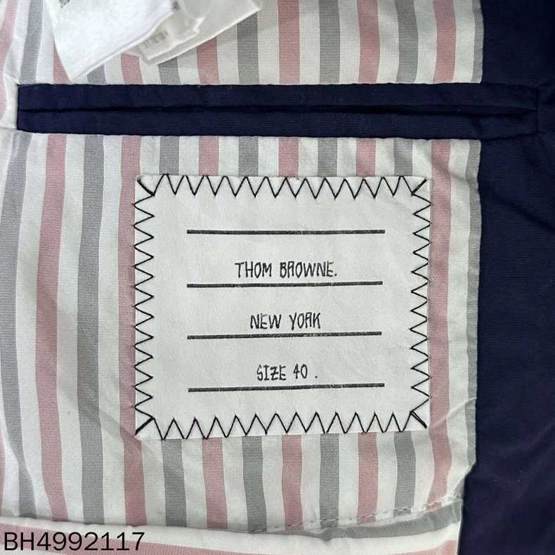 Thom Browne Thom Browne Blue four-barrel down jacket Size S / US 4 / IT 40 - 4 Thumbnail