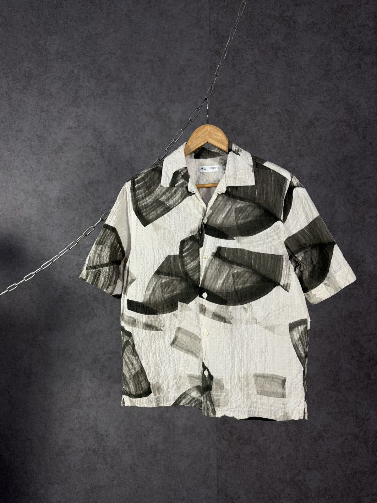 Zara Zara Man designer art shirt Size US S / EU 44-46 / 1 - 1 Thumbnail