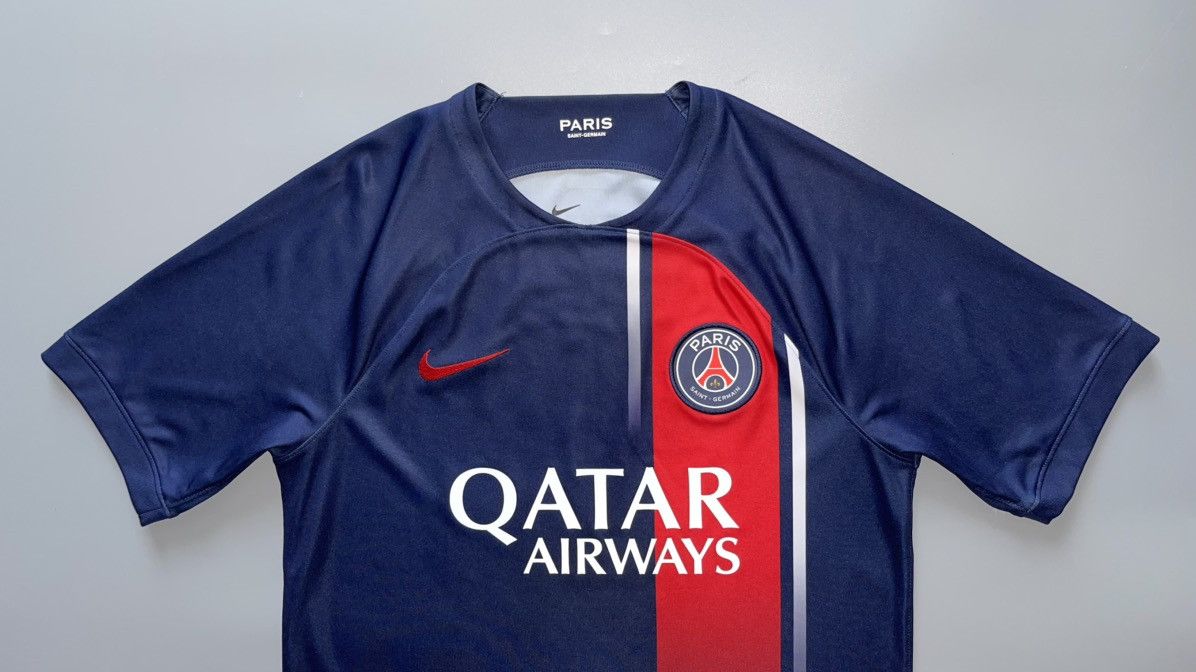 Nike × Vintage PSG NIKE 2023/2024 FOOTBALL SOCCER HOME JERSEY #29 BARCOLA Size US M / EU 48-50 / 2 - 3 Thumbnail