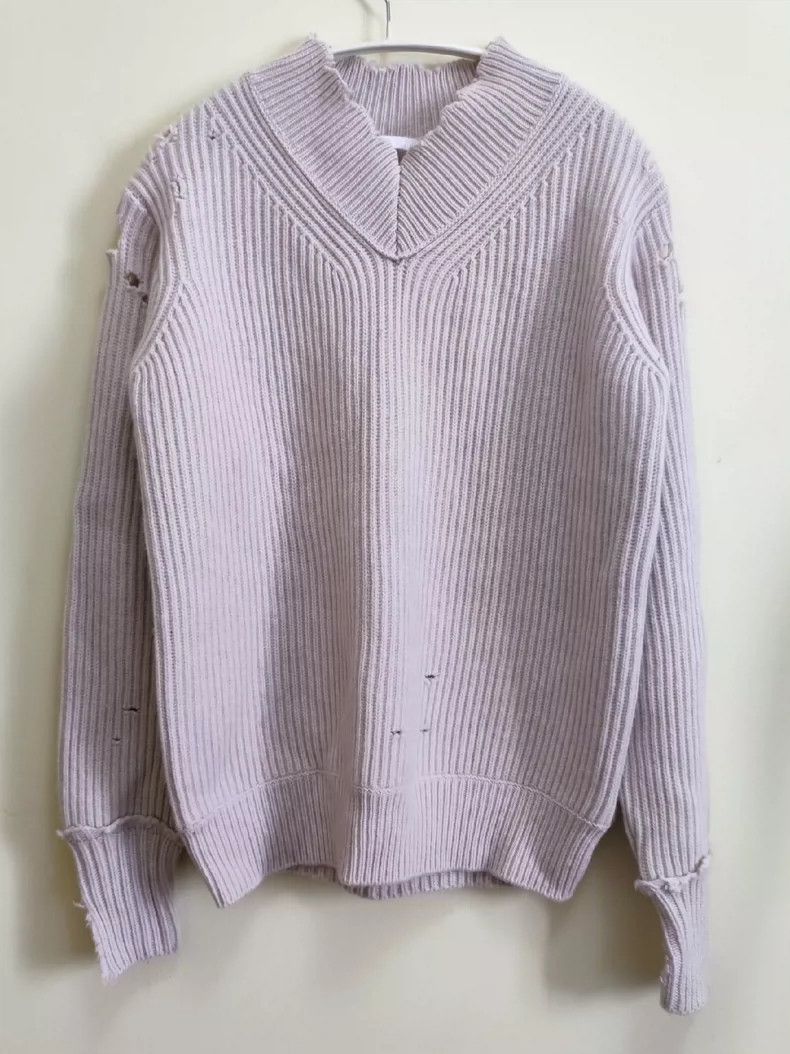 Helmut Lang HELMUT LANG Pioneer open hole V neck wool sweater for men Size US XS / EU 42 / 0 - 1 Thumbnail