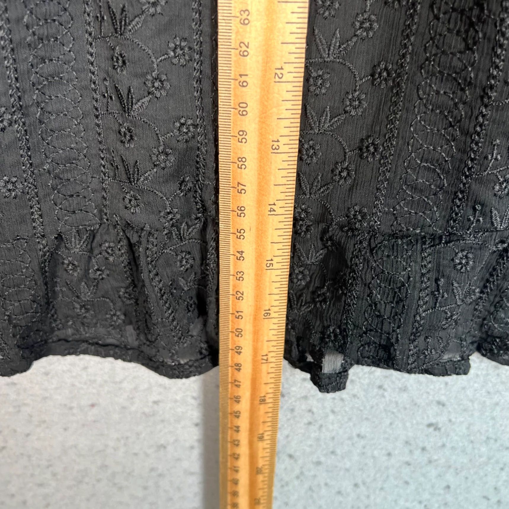 CO RW & Co Womens Blouse Eyelet Embroidered Black Shirt M Floral Round Neck Casual Summer Spring Fall Size M / US 6-8 / IT 42-44 - 6 Thumbnail