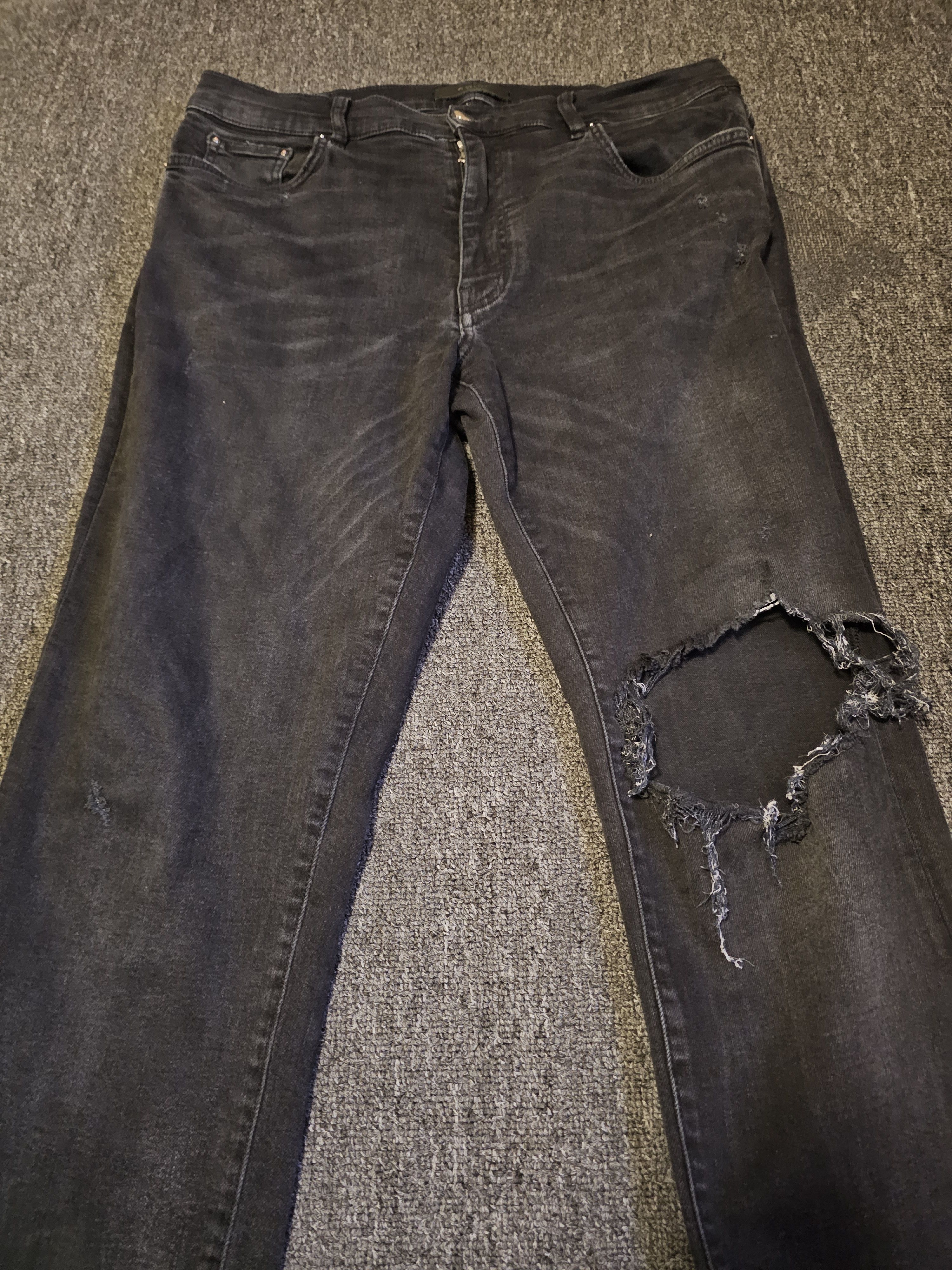 Amiri Amiri Men's Rip Jeans Size 36 Size US 36 / EU 52 - 2 Thumbnail