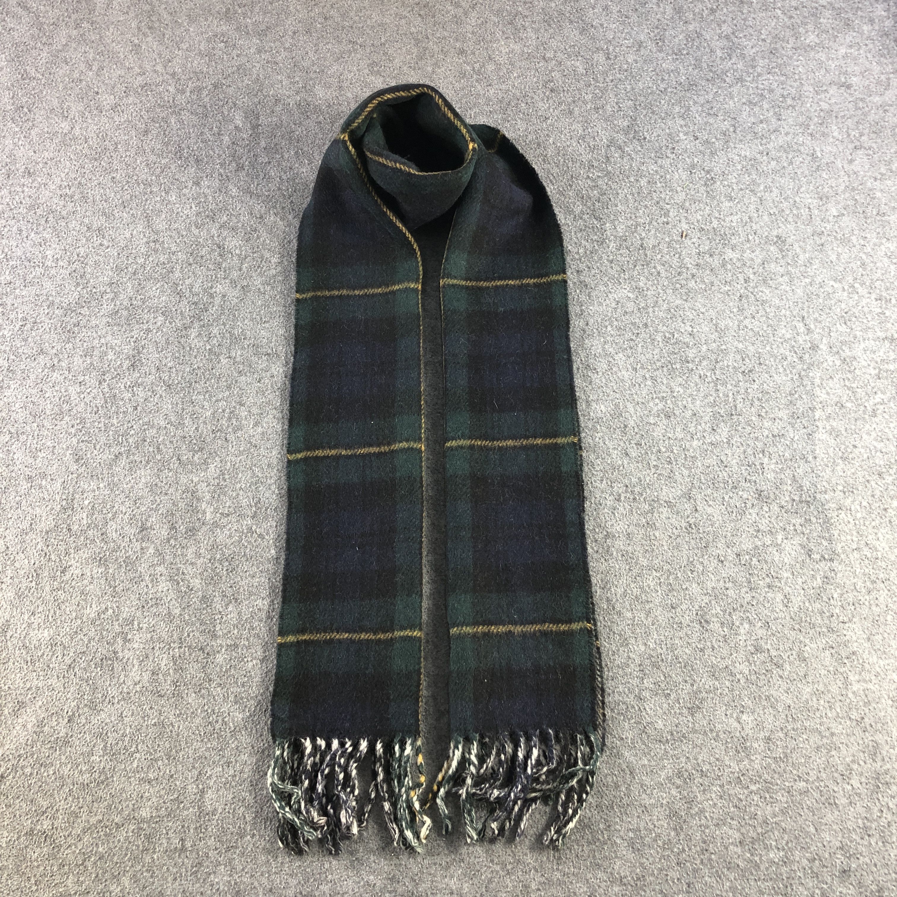 Polo Ralph Lauren Polo Ralph Lauren Tartan Wool Scarf Muffler V2930 Size ONE SIZE - 1 Thumbnail