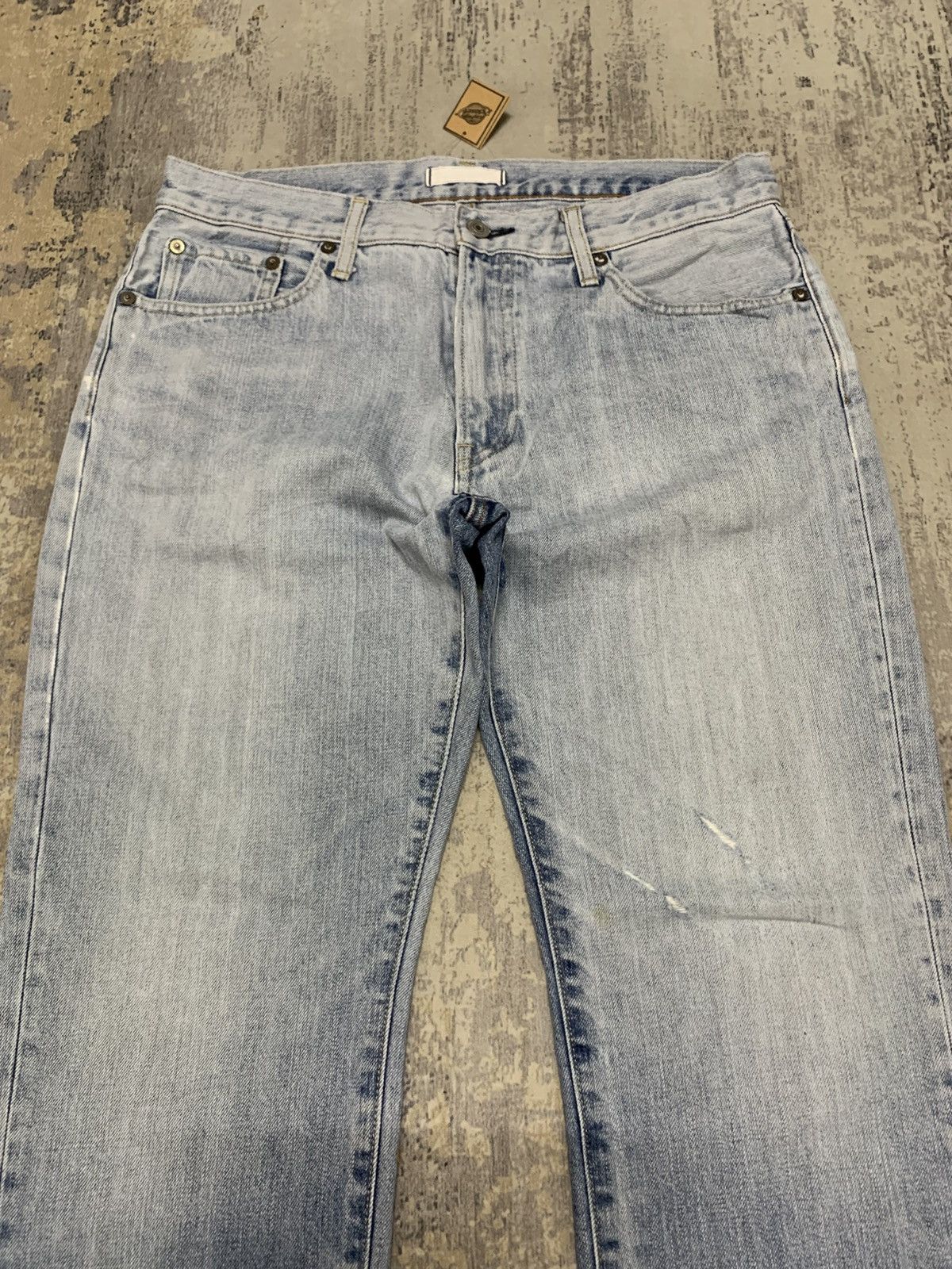 Japanese Brand Japanese Brand Uniqlo Blue Wash Distressed Jeans Size US 33 - 2 Thumbnail