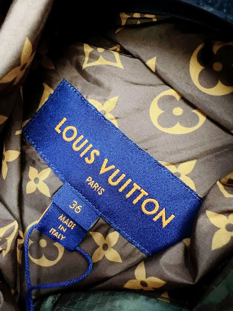 Louis Vuitton LOUIS VUITTON Olive Green Waffle Bread Down Jacket 2504-Nex Size XS / US 0-2 / IT 36-38 - 4 Thumbnail